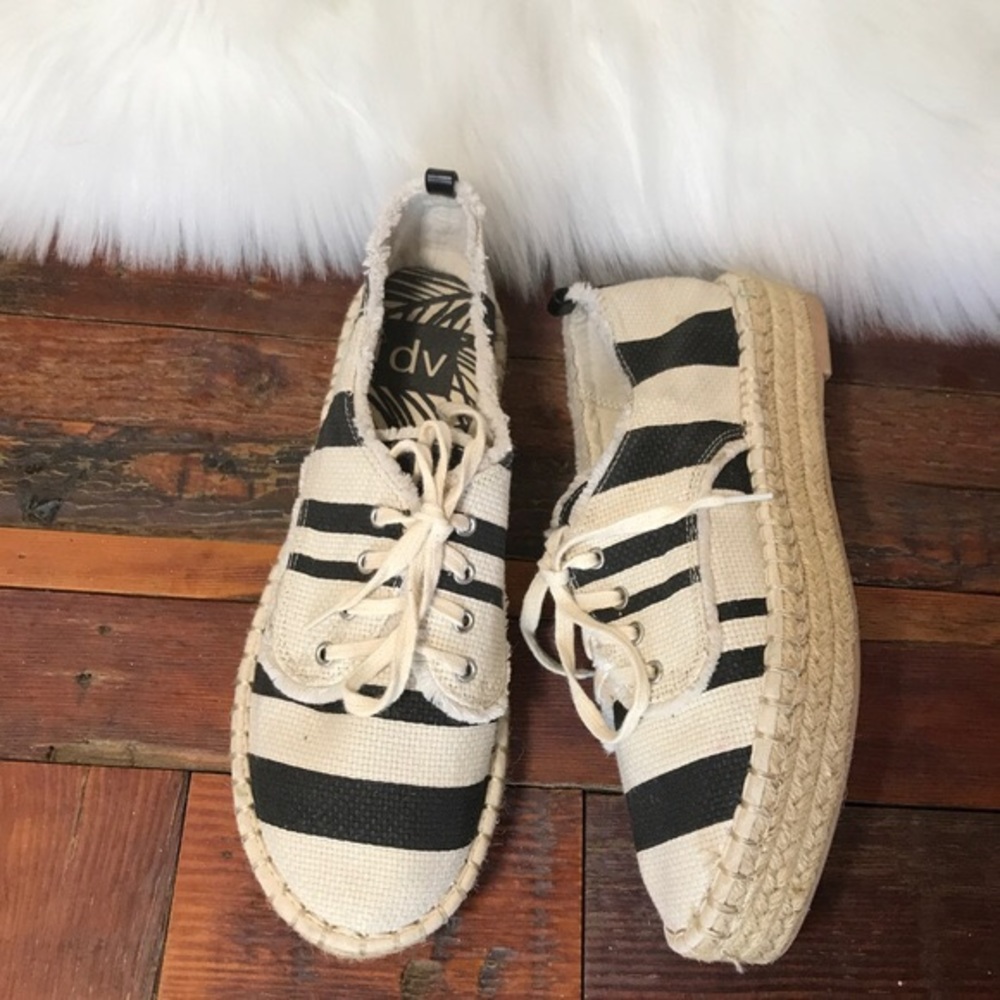 1 LEFT•DV Dolce Vita• Striped Platform Espadrilles - Picture 2 of 3